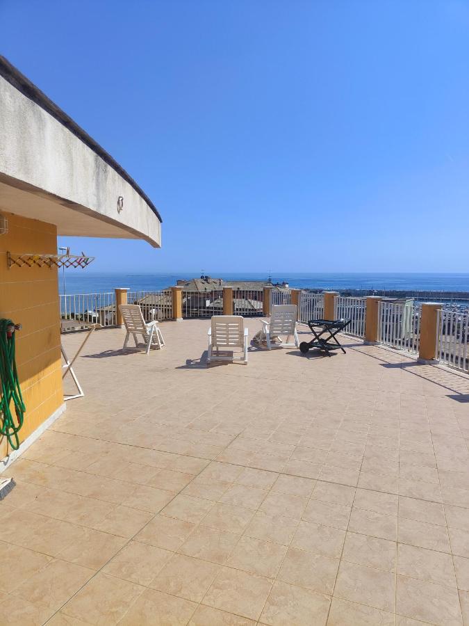 Elenaesimone Apartment ลาวาญา ภายนอก รูปภาพ